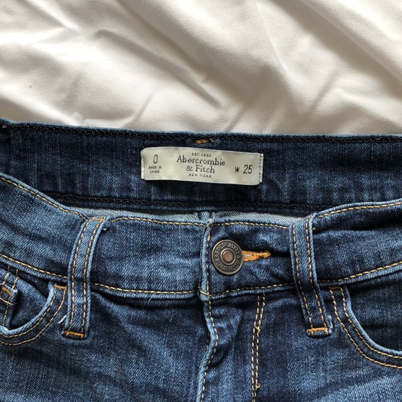 Abercrombie & Fitch Jean Shorts - Picture 3 of 3